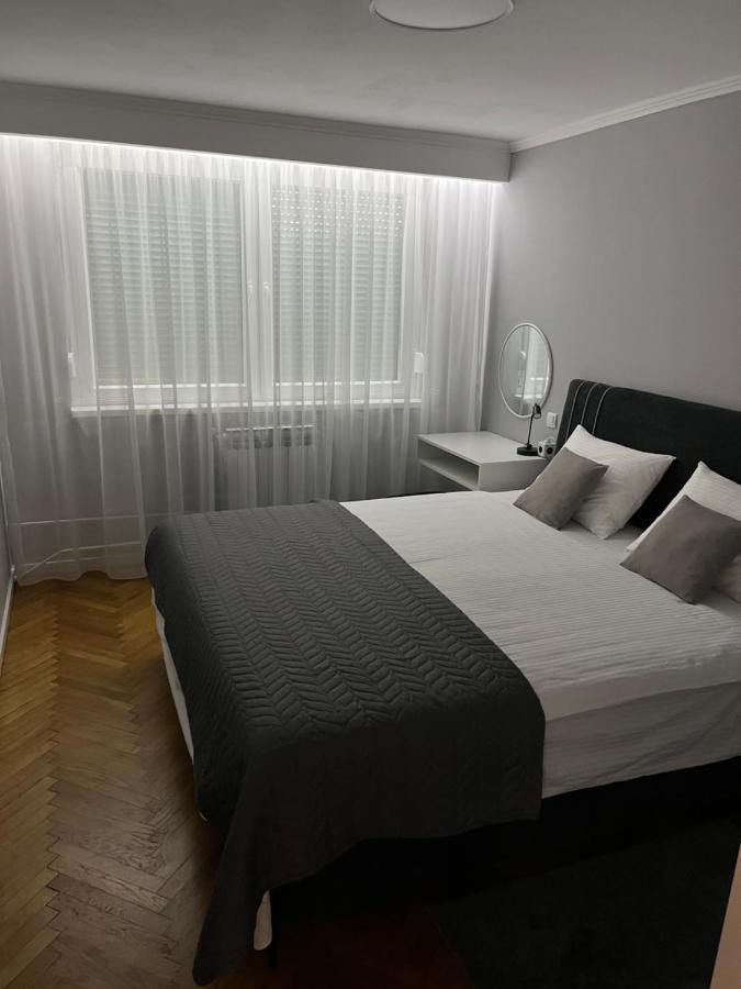 Apartman Loft 72 슬라본스키브로드 외부 사진